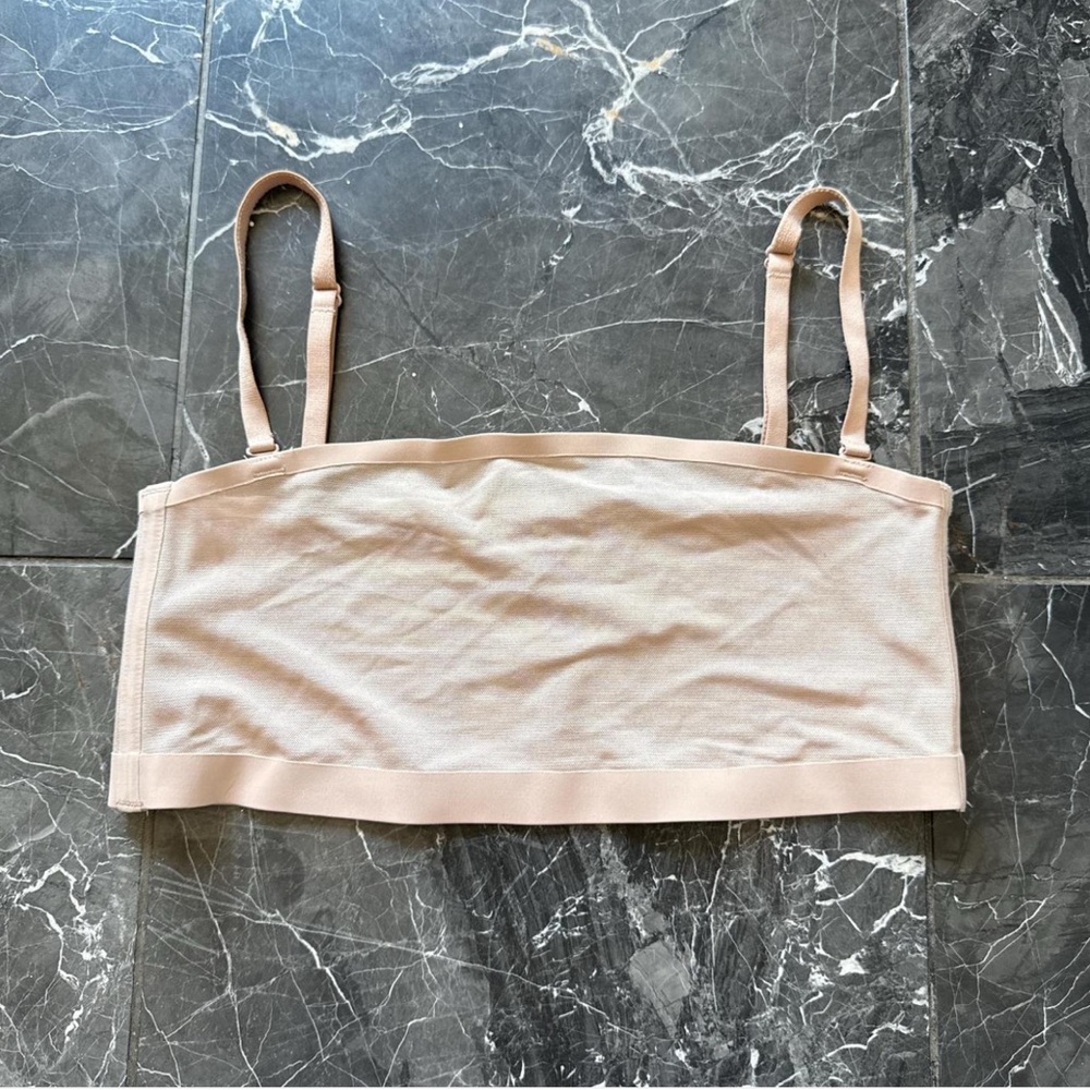 SKIMS Naked Bandeau Bra – Sand (Size M)